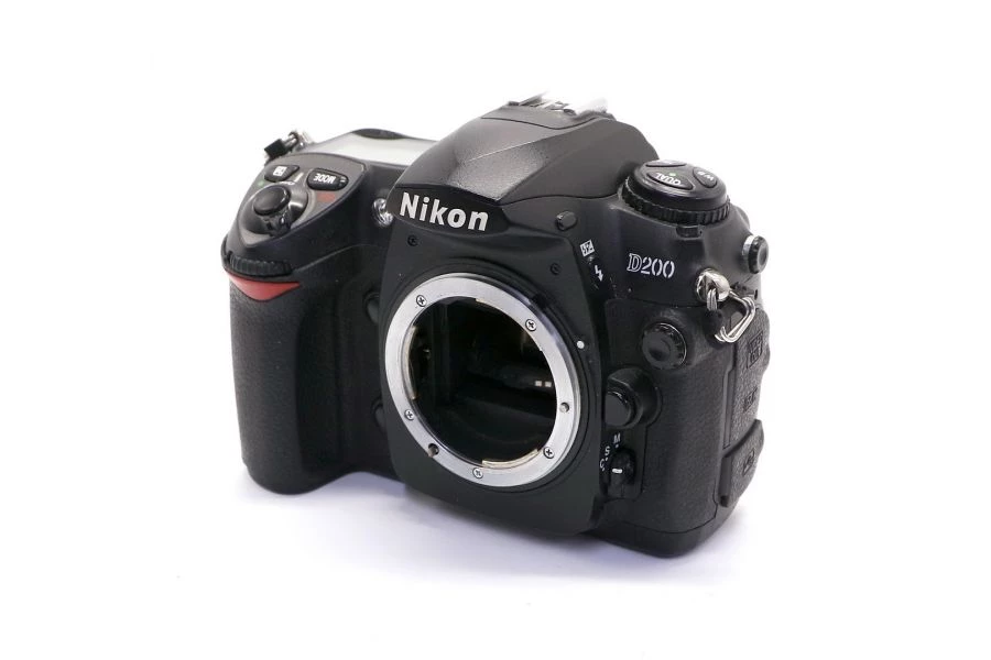 Купить Nikon D200 body (пробег 97255 кадров) с доставкой по цене 9 370 Р – FOTOCCCP